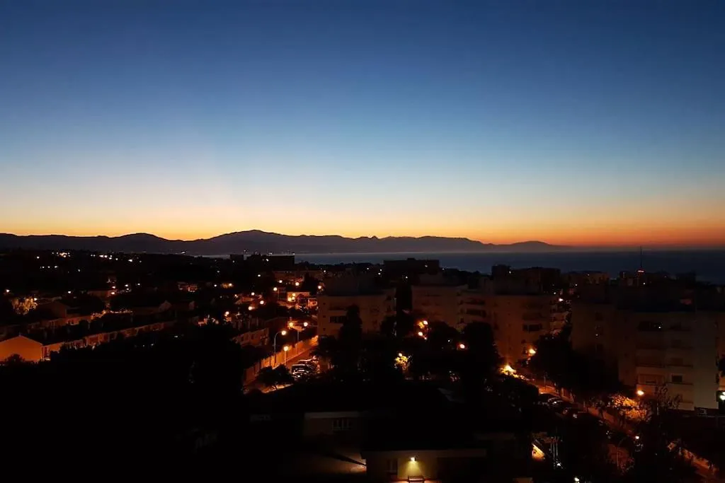 Apartamento De Lujo Con Amplia Vista Al Mar. - Benalmadena Spain
